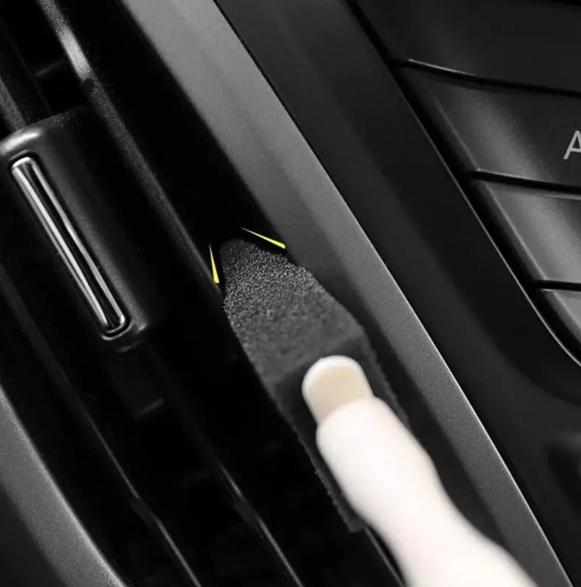 Prosop Microfibra Premium Gri, Grosime 1200 GSM, Dimensiune 90X60 cm, + Doua Lavete Din Microfibra Fara Margini Cusute, Grosime 380 GSM, Dimensiune 40x40 cm + 5 Pensule din Burete + O pensula din Nanofibre